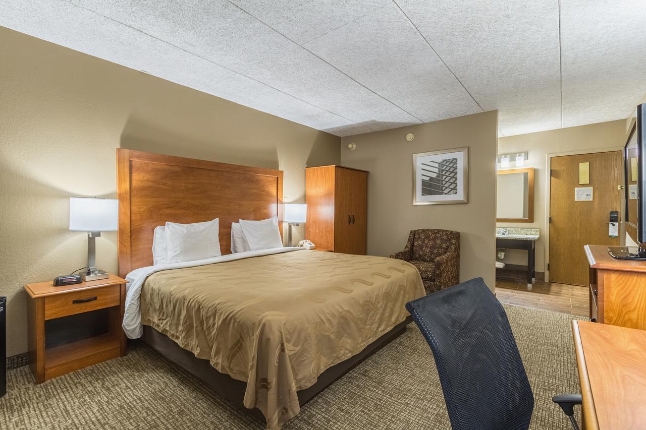 Greenridge Hotel Wickliffe Extérieur photo